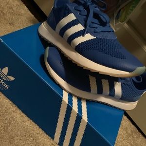 Adidas Blue Sneaker